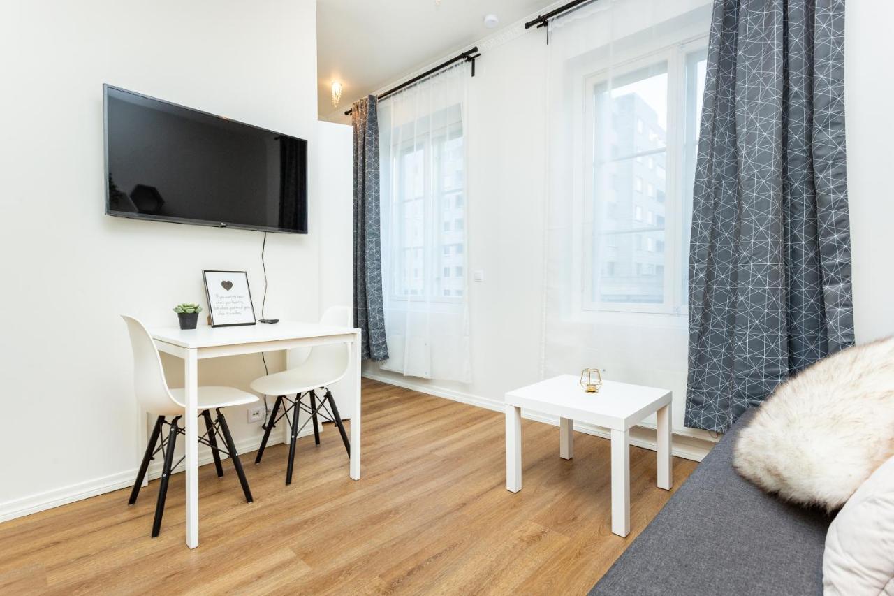 Easyrentals Central Tallinn Apartments By Tallinn University Buitenkant foto