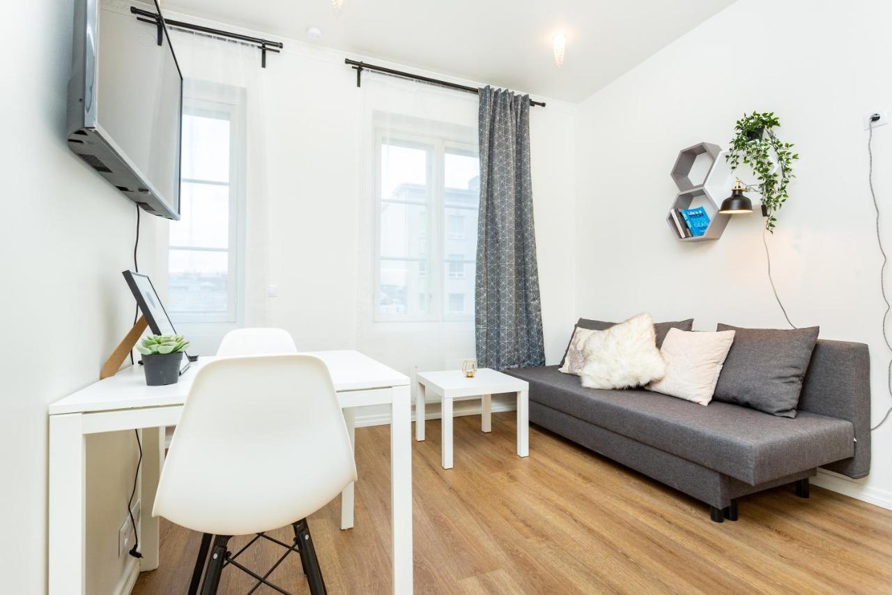 Easyrentals Central Tallinn Apartments By Tallinn University Buitenkant foto